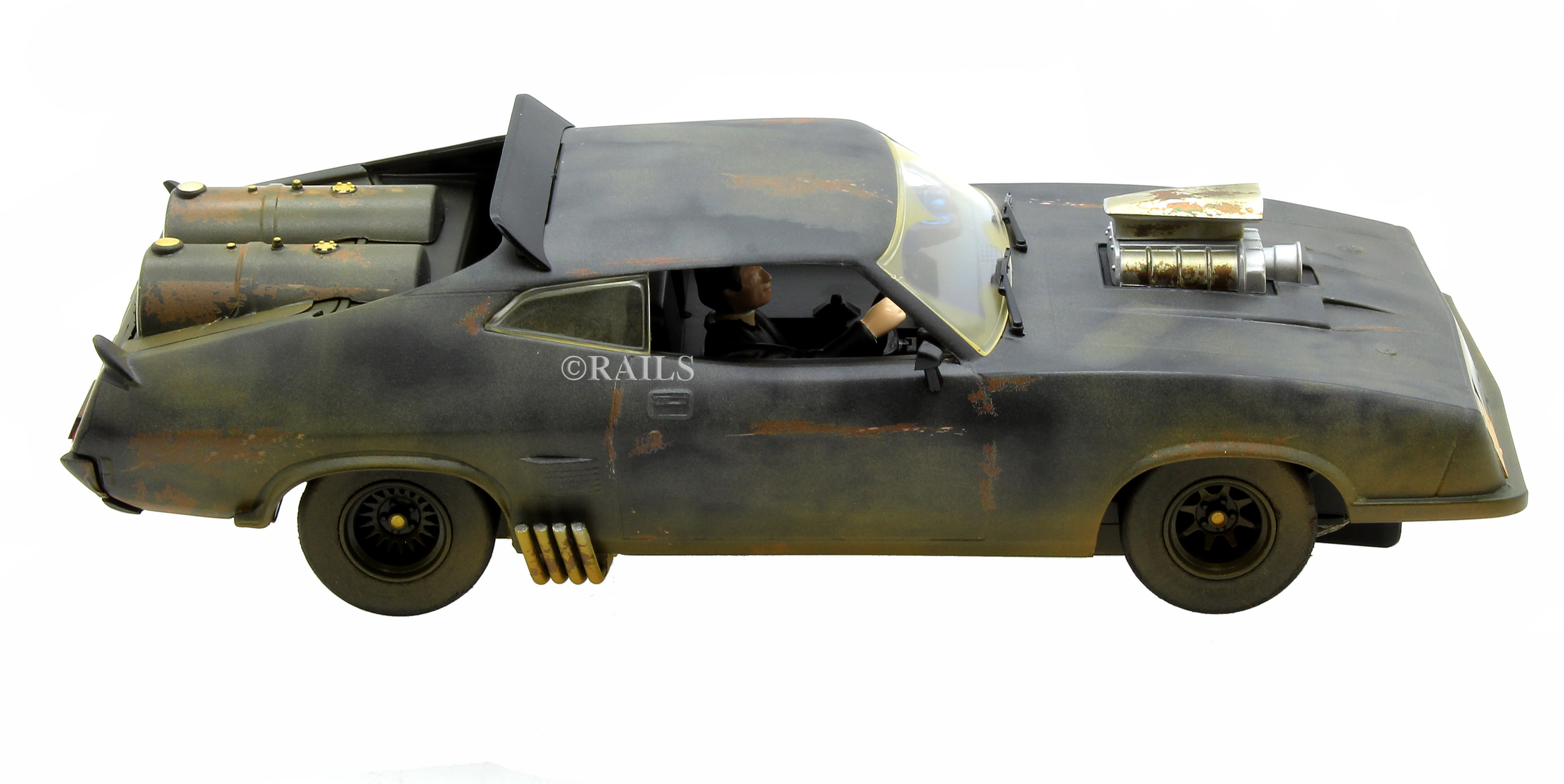 scalextric mad max